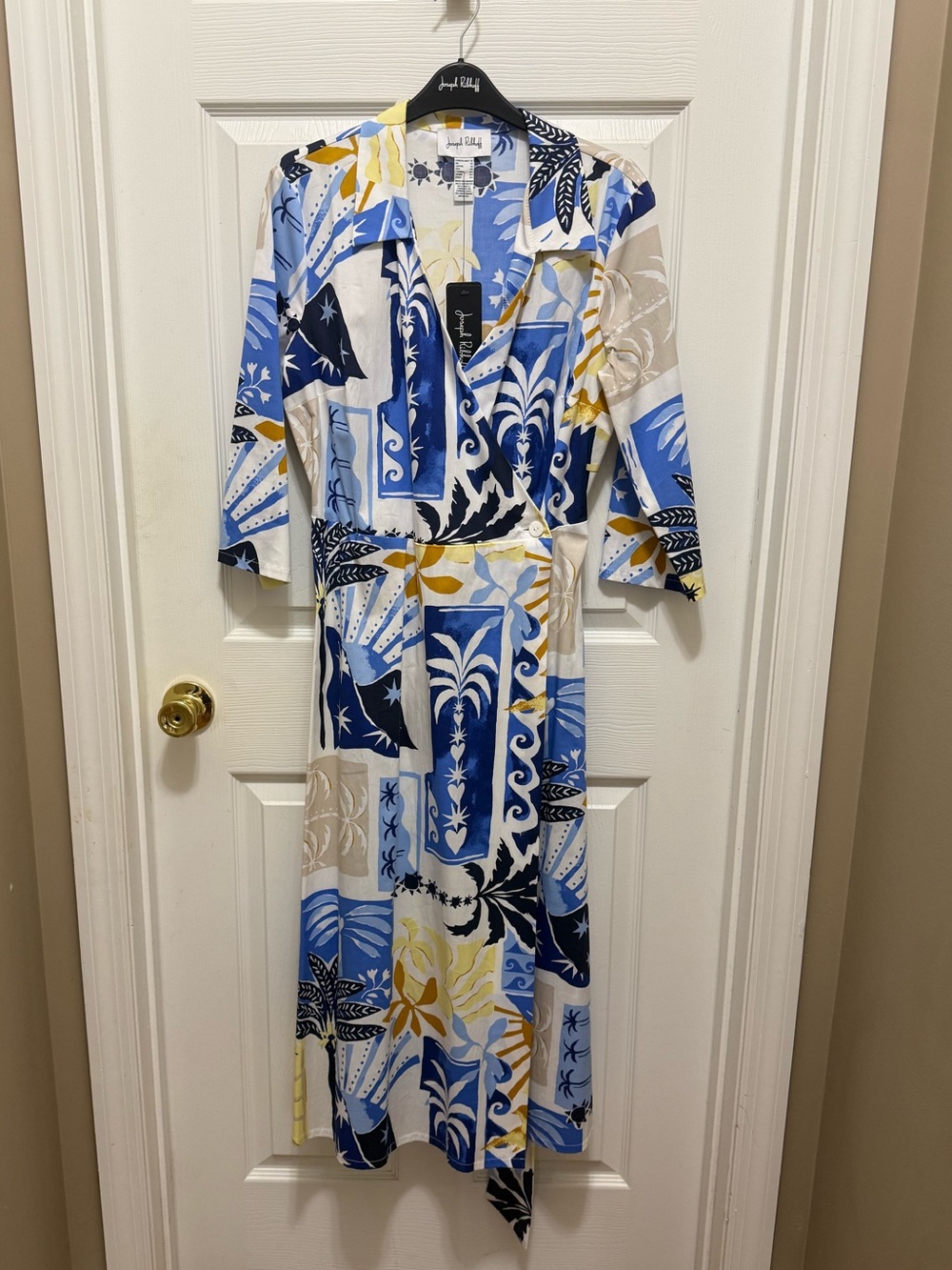 NWT Joseph Ribkoff Vanilla Multi Tropical Print Wrap Midi Dress Size 10 US